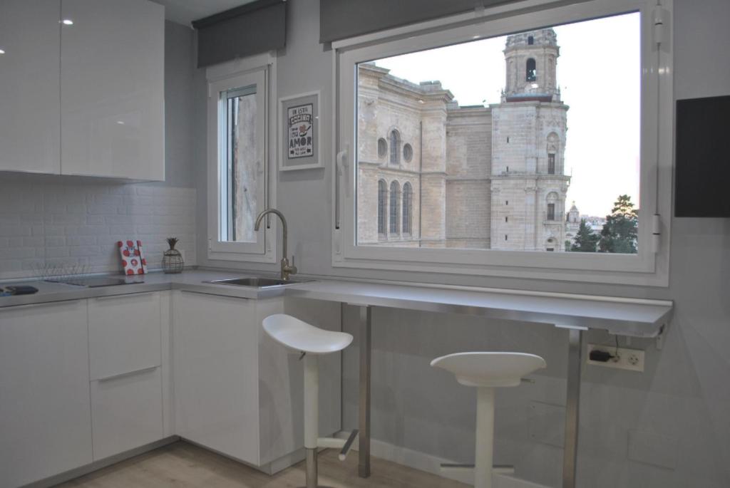 Lovely Studio in Hearth of Málaga - Cathedral Views
