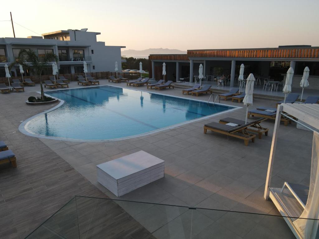 HARMONY CREST RESORT & SPA Adults Only - 14