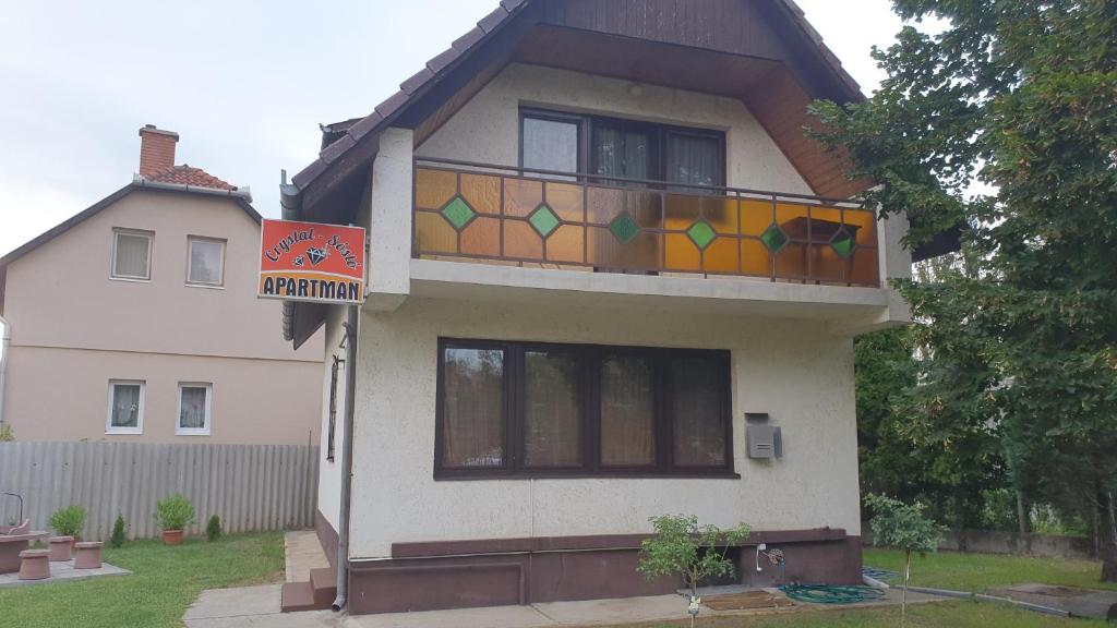 Budynek, w którym mieści się apartament