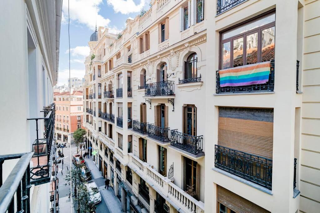 Espectacular Apto. Centro de Madrid C/Infantas 3-6 by ...