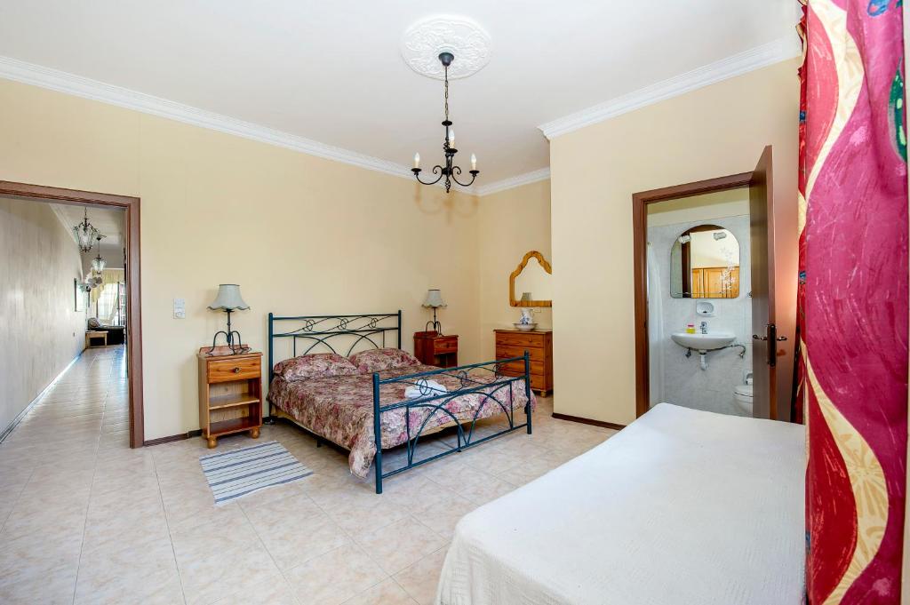 Postel nebo postele na pokoji v ubytování Lantern apartments