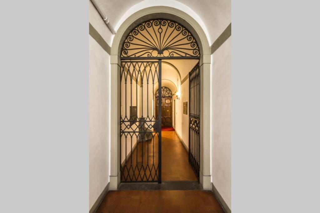 A touch of History, in Santa Reparata, Florence – Updated 2023 Prices