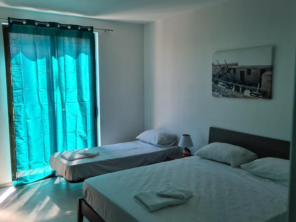 St Julians Bay Sea Front Apartments - Two-Bedroom Apartment
