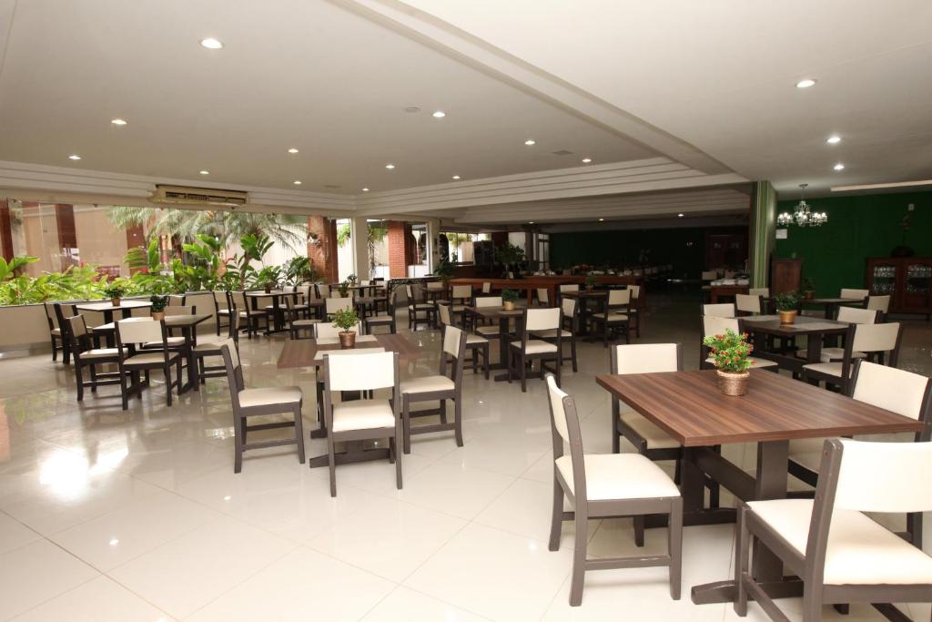  Ipe Park Hotel