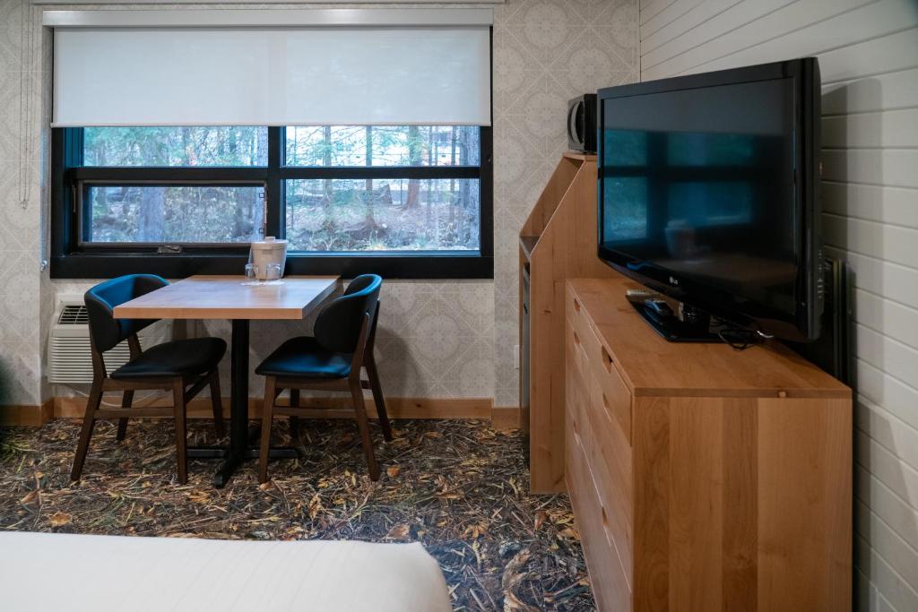 The Dorothy Motel photo