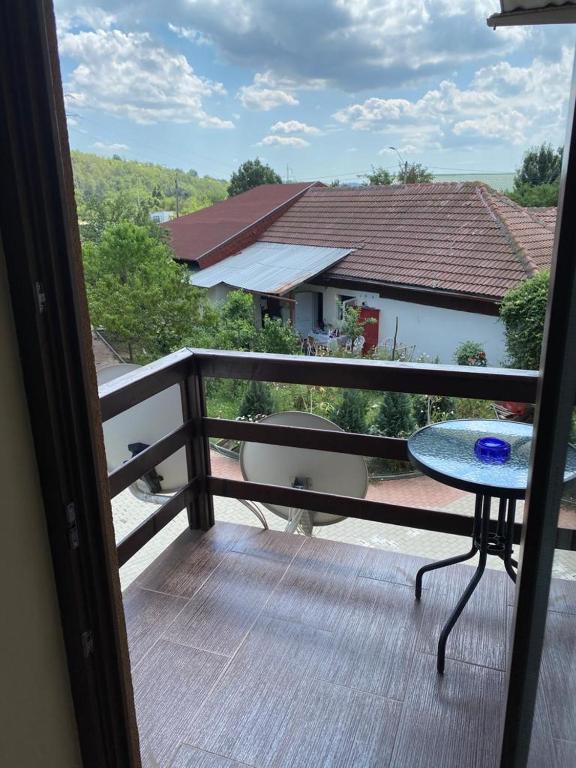 Balkón nebo terasa v ubytování Pensiunea Casa Soarelui