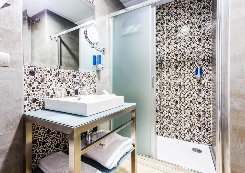 Patio de La Alameda - Resim 36