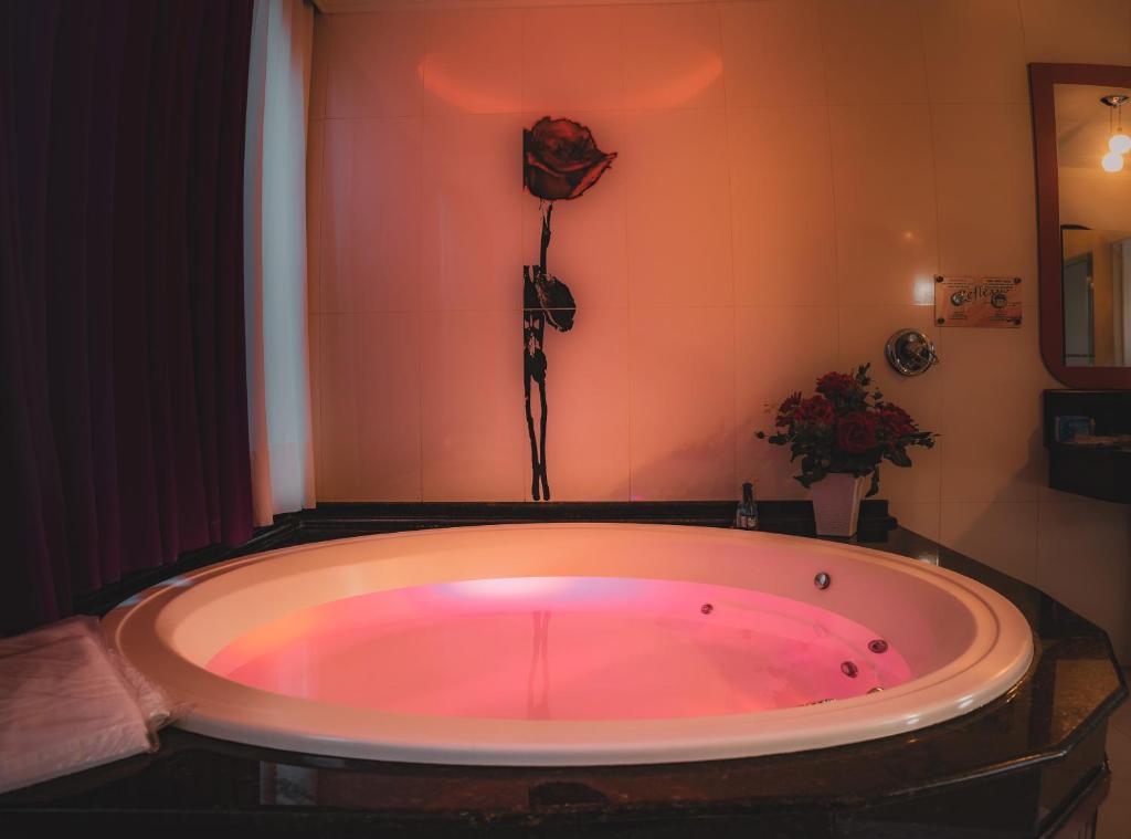  Reflexus Motel