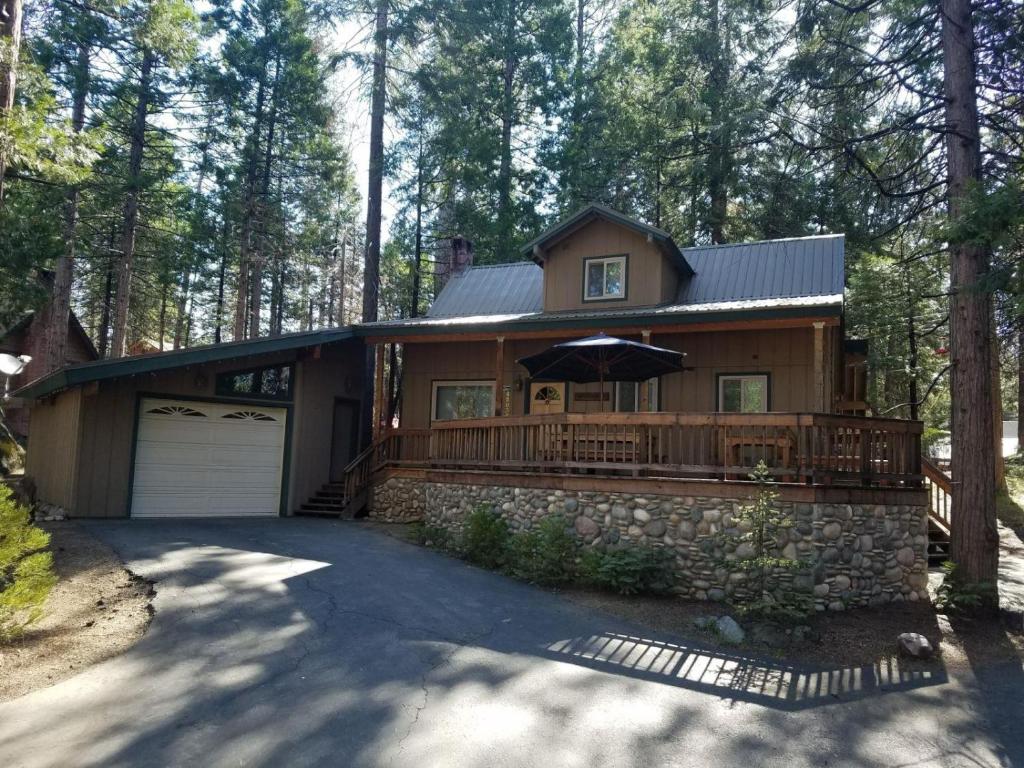 Williams Cabin, Shaver Lake (updated prices 2024)