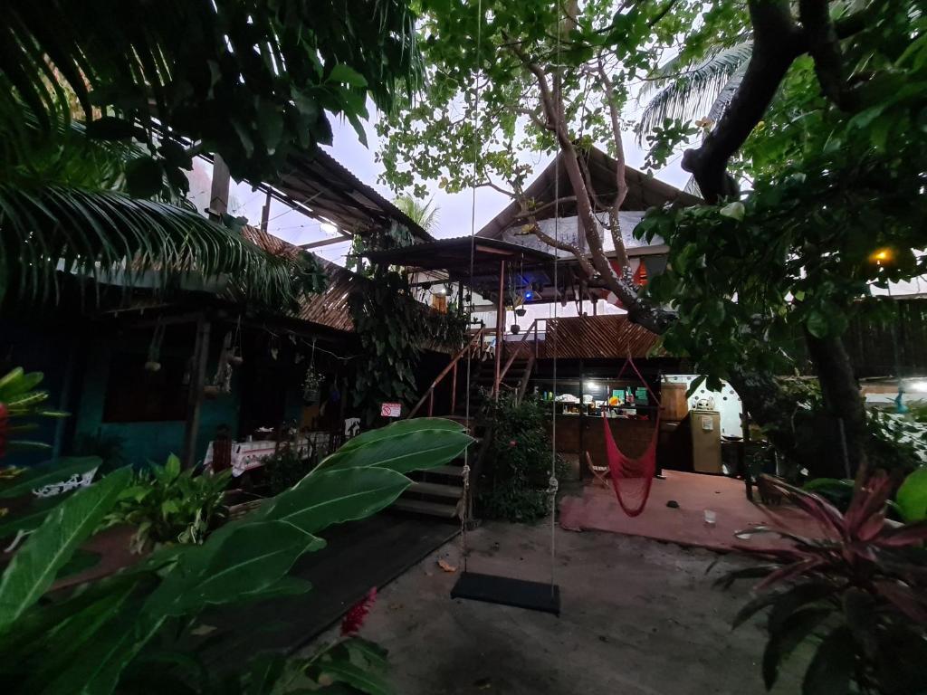  Vila Shangri-la Algodoal- Suítes e Redário