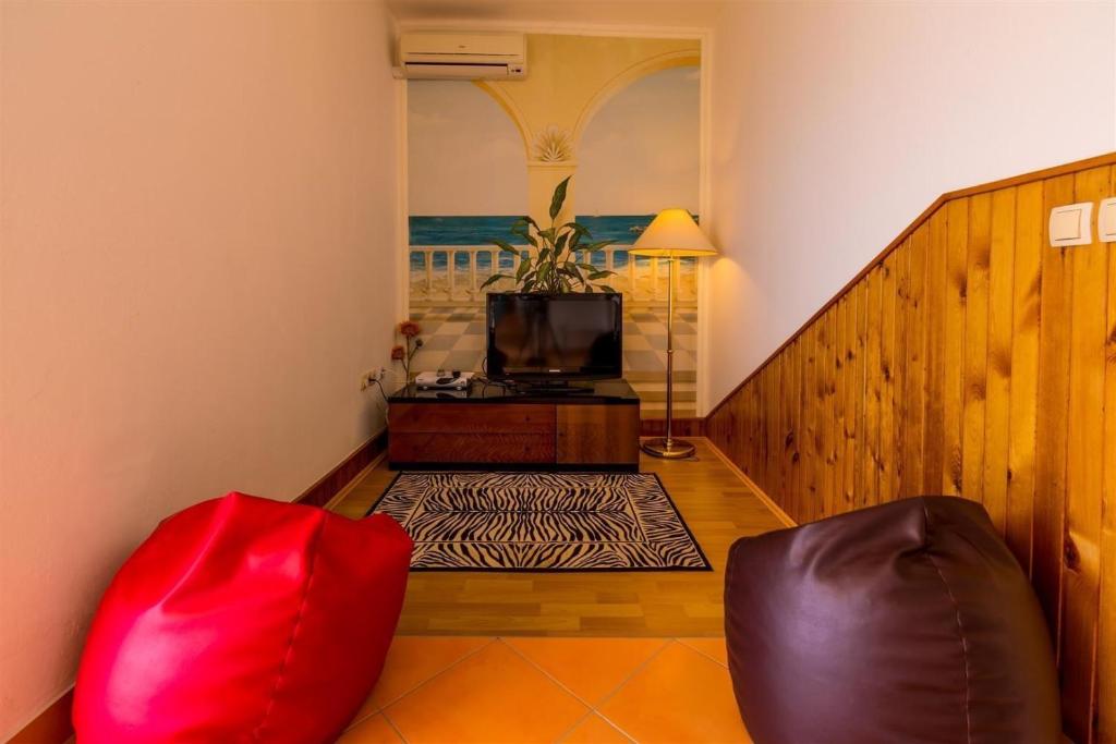 Posezení v ubytování Two-Bedroom Apartment in Crikvenica XVI