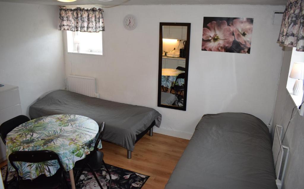 Imagen de la galería de Apartment nr2 with shared bathroom in Kiruna C, en Kiruna