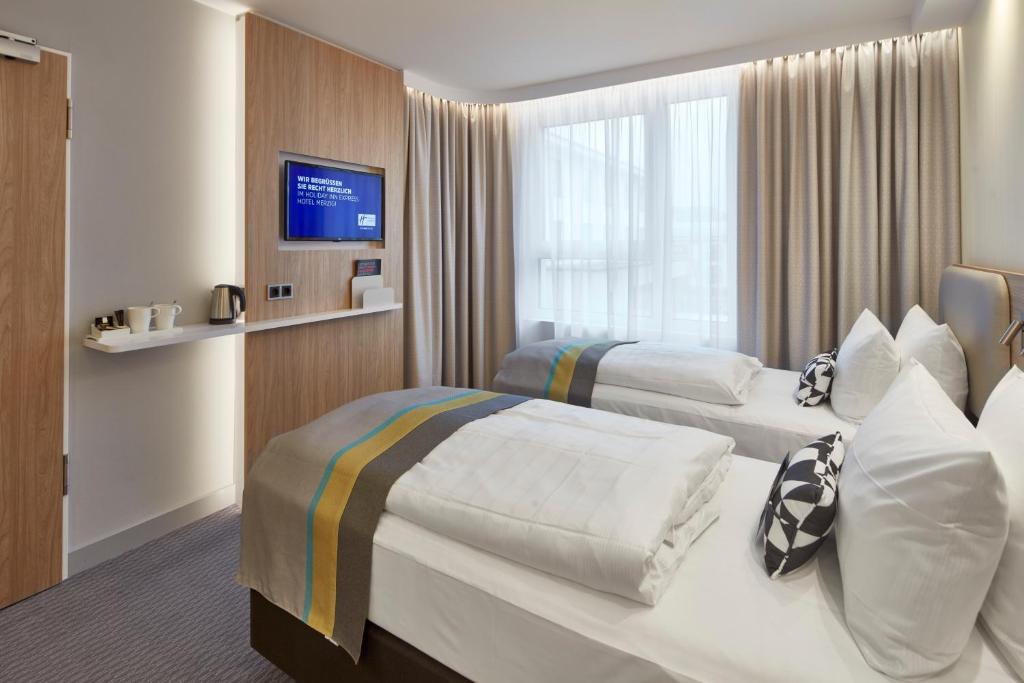 Postel nebo postele na pokoji v ubytování Holiday Inn Express - Merzig by IHG