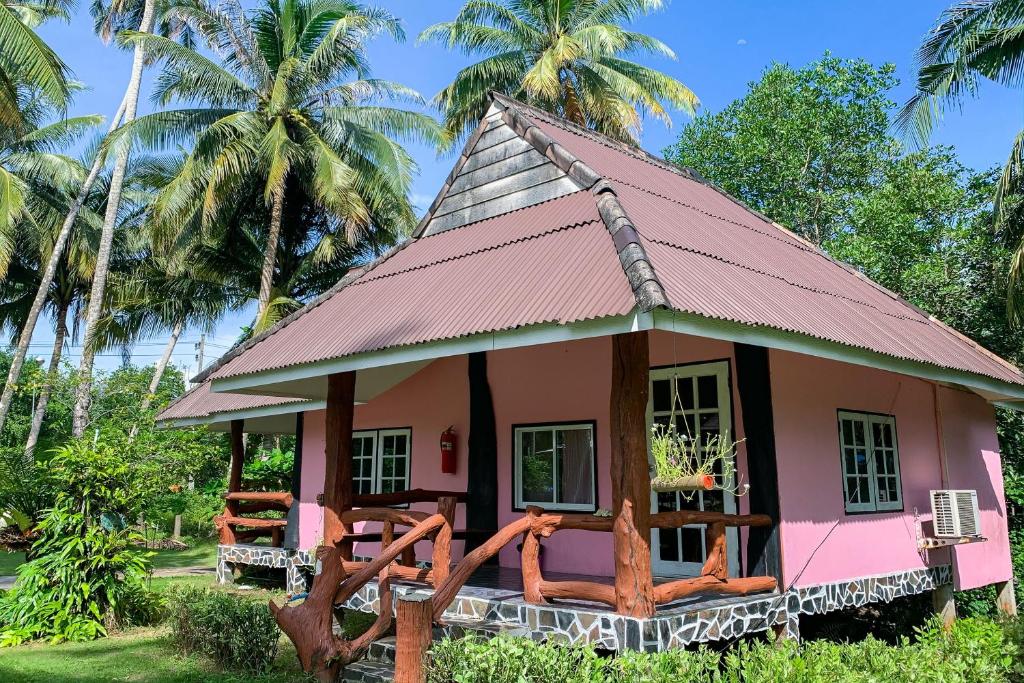 Zahrada ubytování Koh Kood Far East Resort