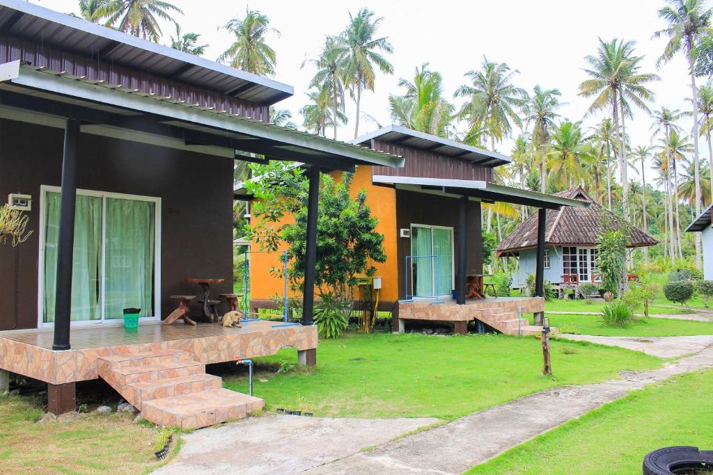 Zahrada ubytování Koh Kood Far East Resort