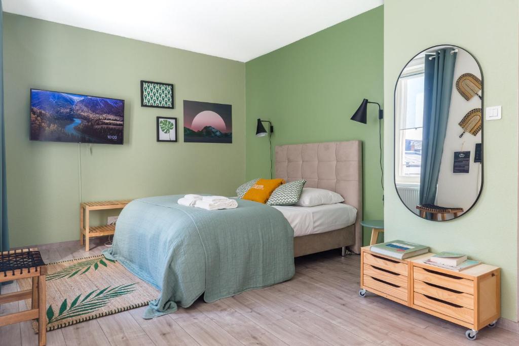 Легло или легла в стая в Travel Homes - Le GreenBay, Adorable et agréable