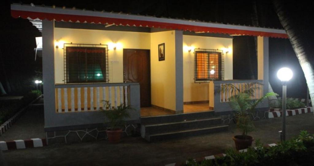 Gallery image of Madhuvan Farm cottage in Alibaug