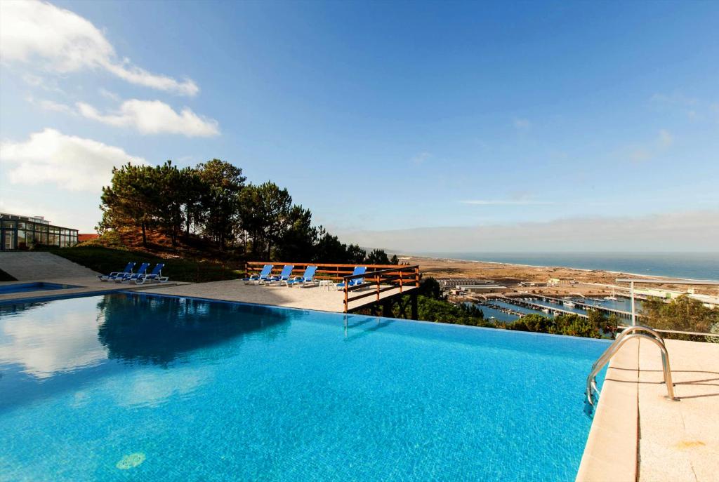 Het zwembad bij of vlak bij Hotel Miramar Sul