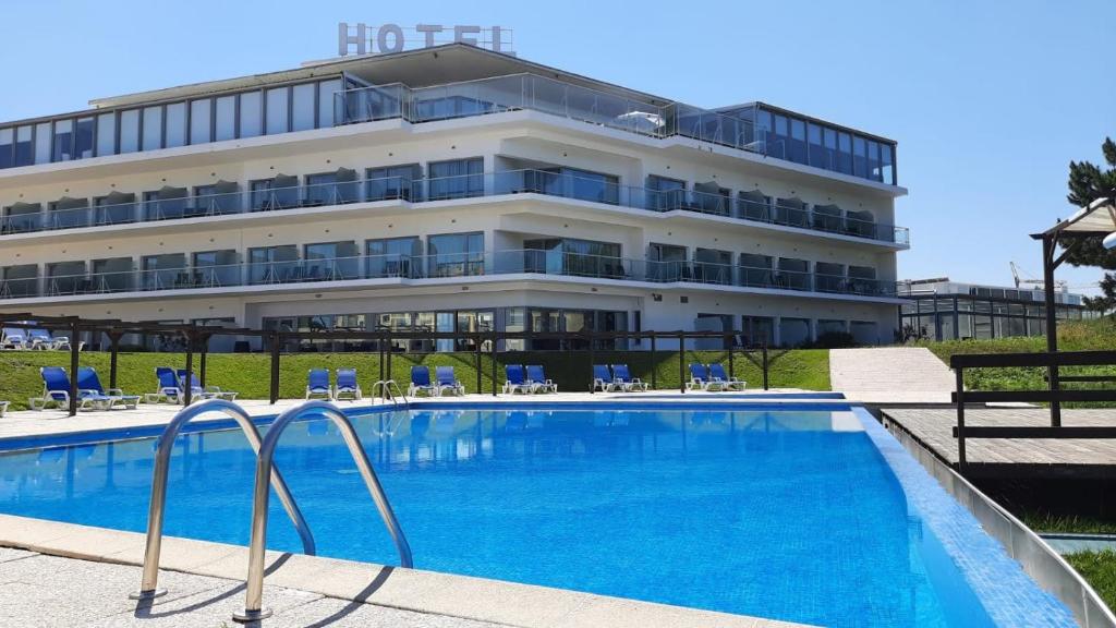 Het zwembad bij of vlak bij Hotel Miramar Sul