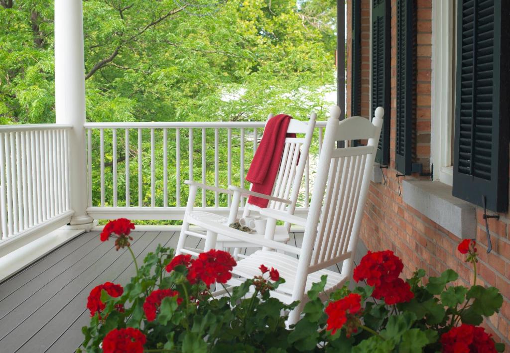 Inns of Aurora Resort & Spa - Room King Avec Cheminée - Aurora Inn