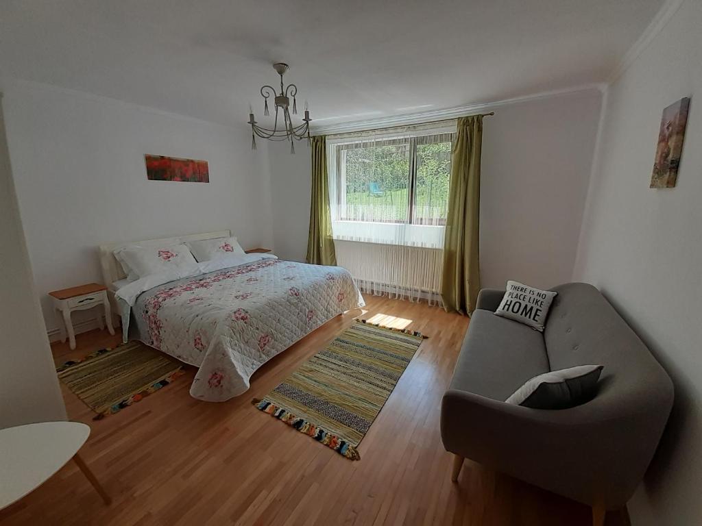 R-House - Appartamento Con Due Camere Da Letto