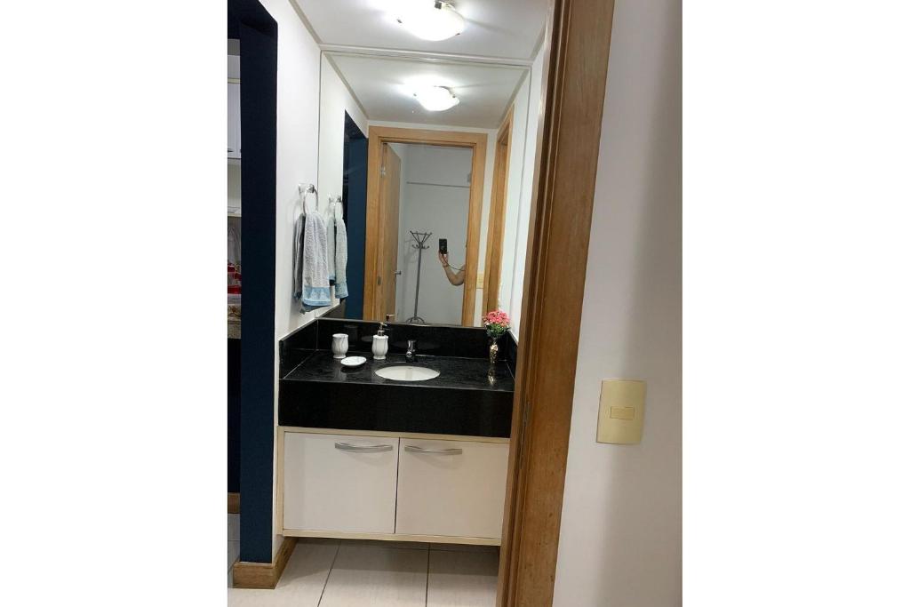  Bahia Suites Flat de luxo com vista mar em frente à praia com serviço de limpeza Salvador