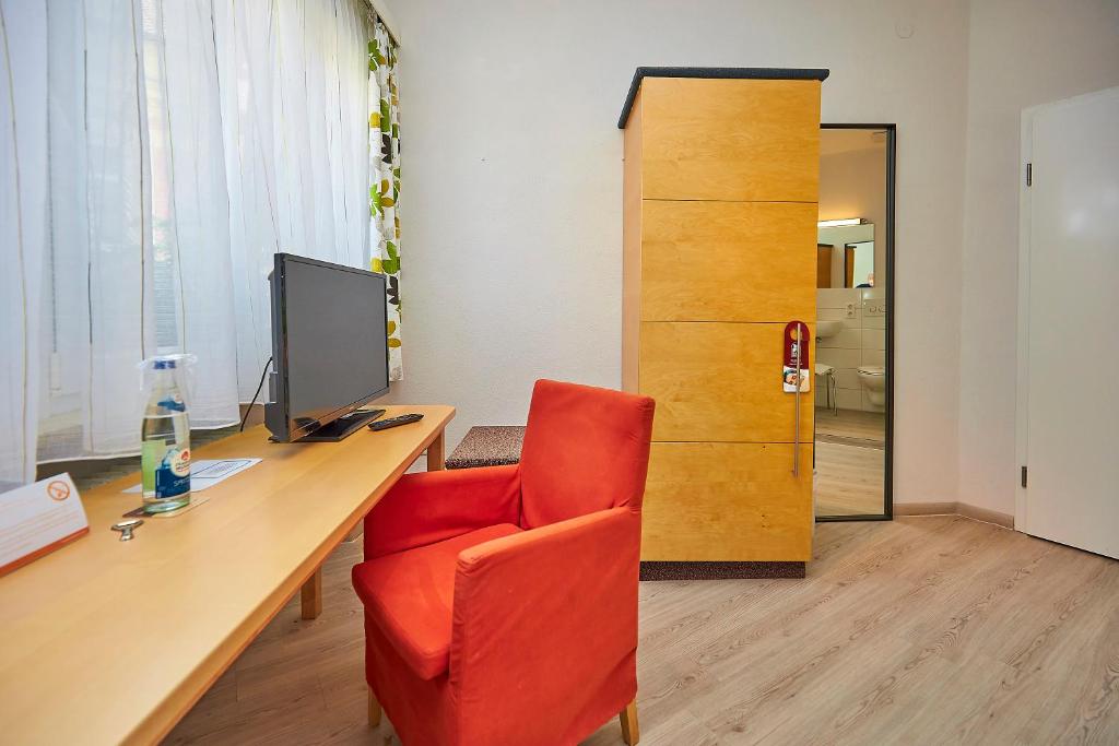 Flair Hotel zum Storchen - Habitación De Presupuesto