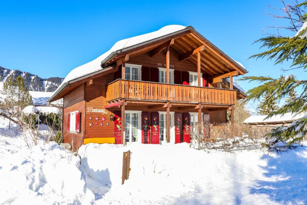 Το The Swiss Paradise 2 Apartment with Garden, Whirlpool, and Mountain Panorama τον χειμώνα