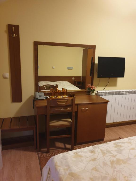 TV a/nebo společenská místnost v ubytování Guesthouse Kiritsovi