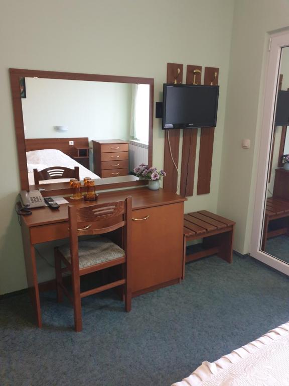 TV a/nebo společenská místnost v ubytování Guesthouse Kiritsovi