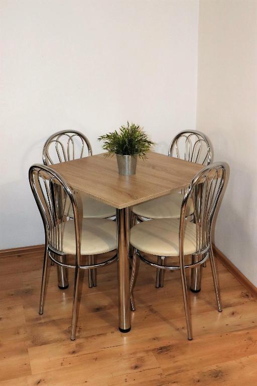 Fotografia z galérie ubytovania Apartament Pod Krzywą Wieżą - zameldowanie 24 h Toruni