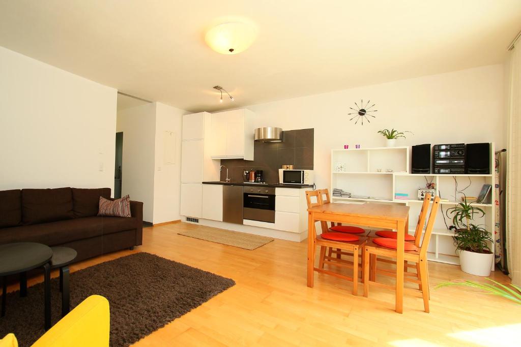 Am Seerosenweiher - 7