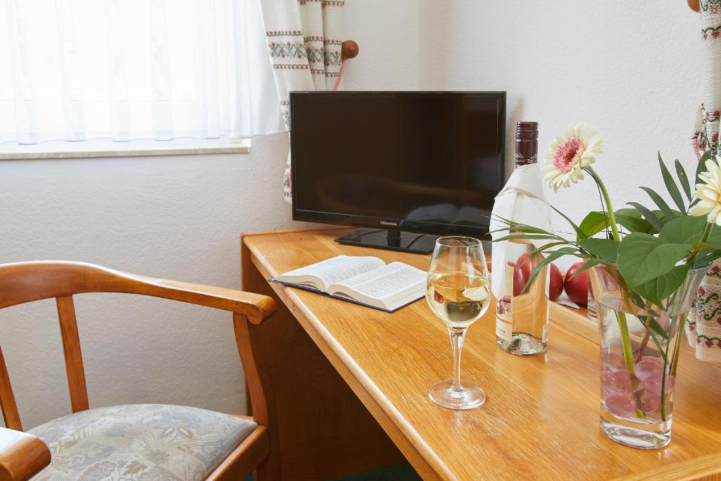 Tannmühle Hotel und Restaurant GmbH - Family Double Room