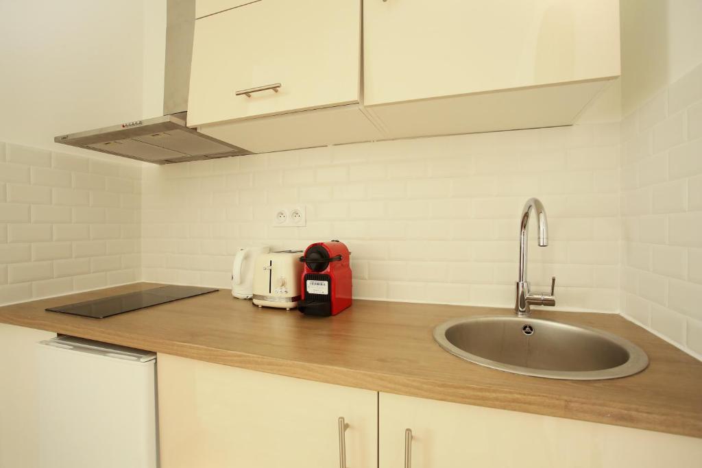 Rent a Room - Residence Charon - Superior Studio
