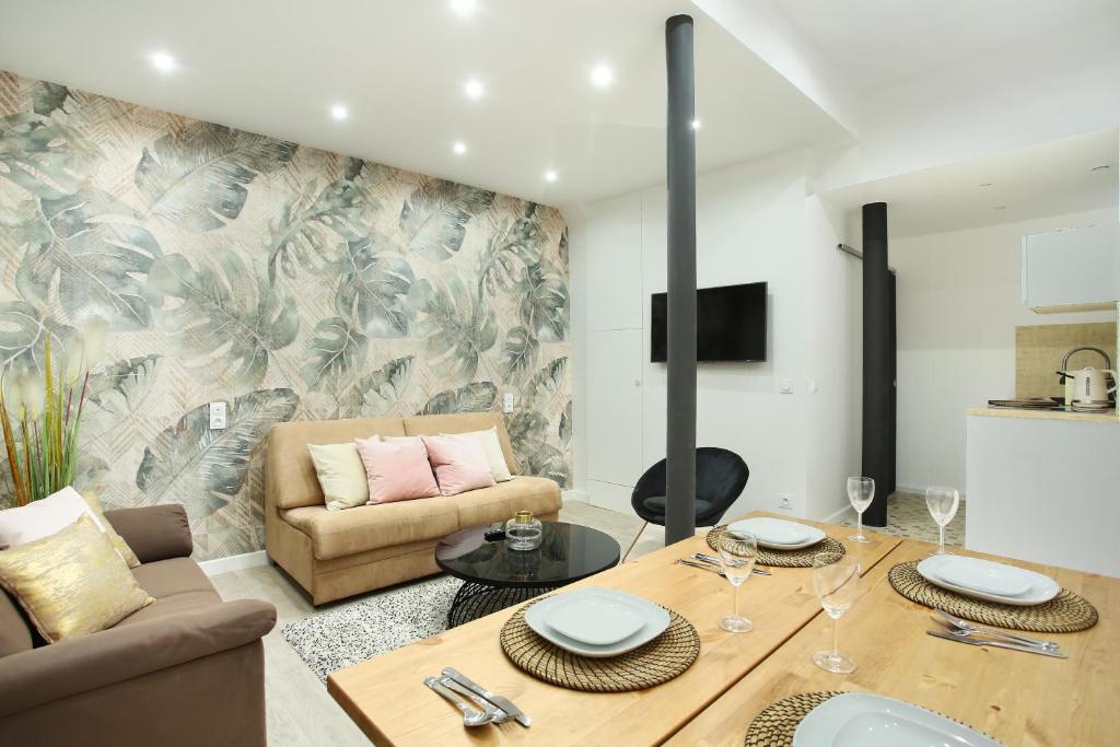 Rent a Room - Residence Charon - One-Bedroom Apartment