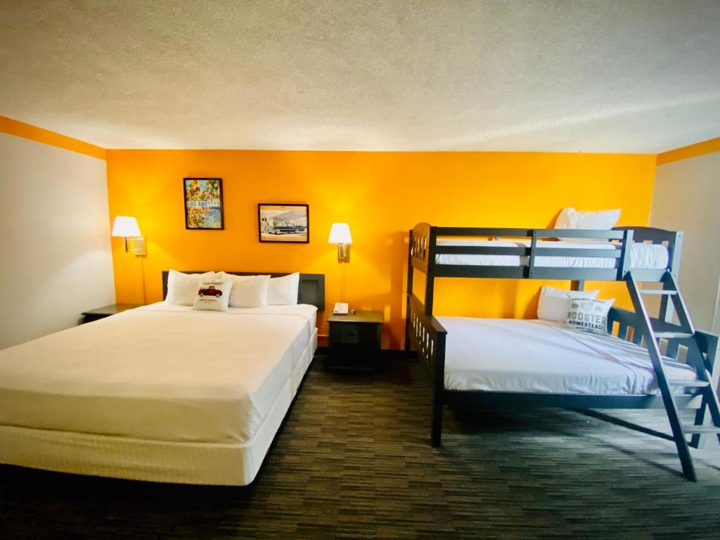 Glendale Express Hotel Los Angeles - 