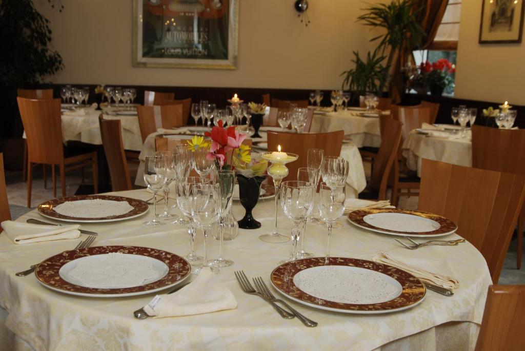 Restaurace v ubytování Park Hotel Ripaverde