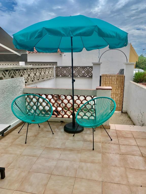 A balcony or terrace at BADIA BEACH- Empuriabrava