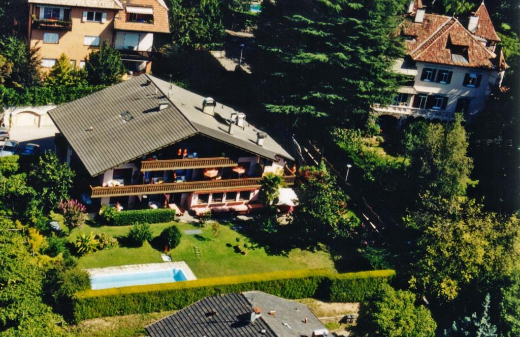 Bazén v ubytování Hotel Schönbrunn nebo v jeho okolí