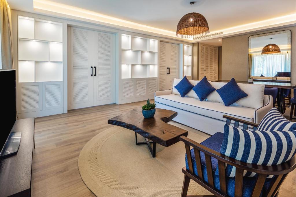 Kaya Palazzo Resort & Residences Le Chic Bodrum - 7