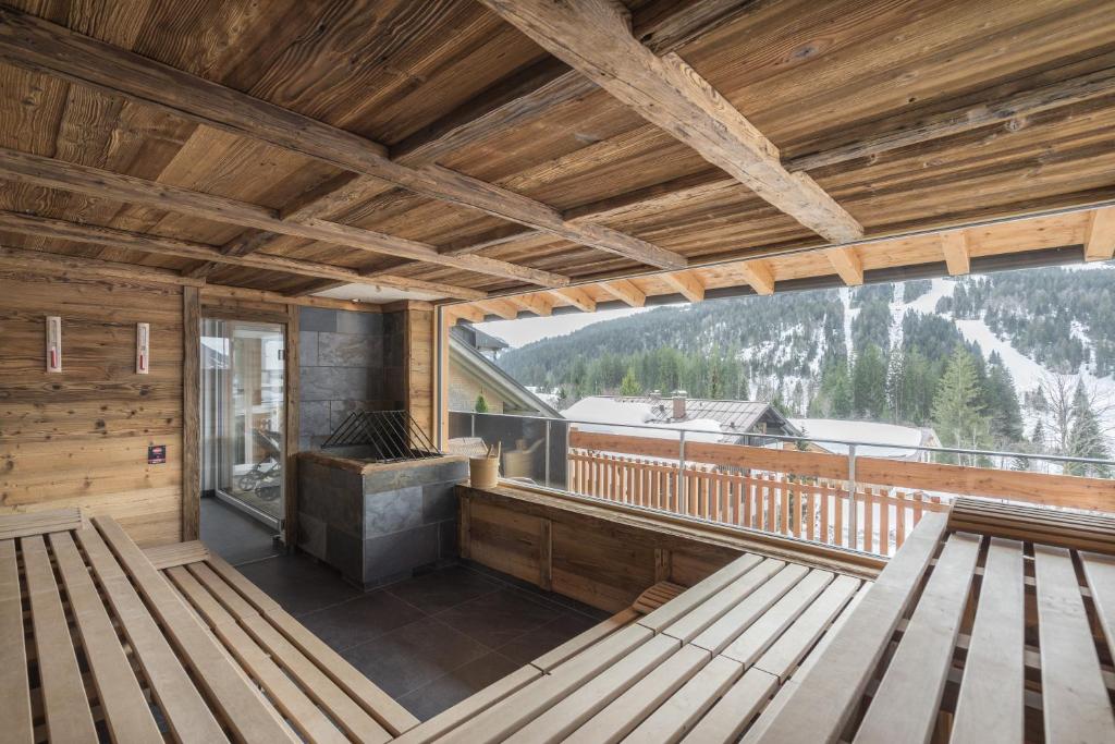 Nespecifikovaný výhled na hory nebo výhled na hory při pohledu z hotelu