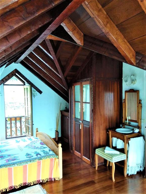 Postel nebo postele na pokoji v ubytování Casa Rural Casa & Monte
