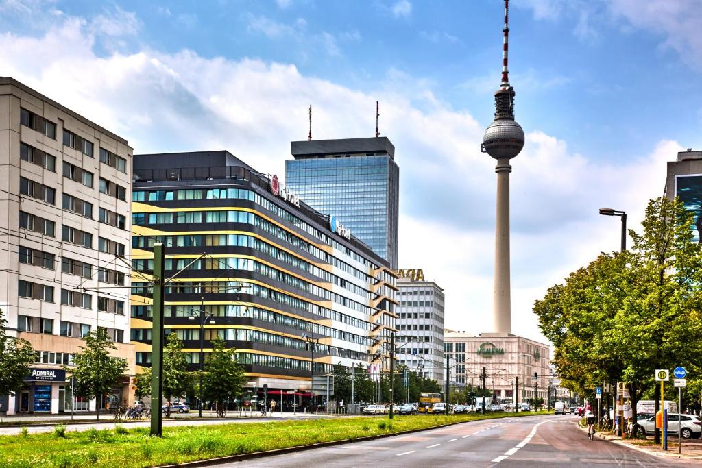 Nespecifikovaný výhled na destinaci Berlín nebo výhled na město při pohledu z hotelu