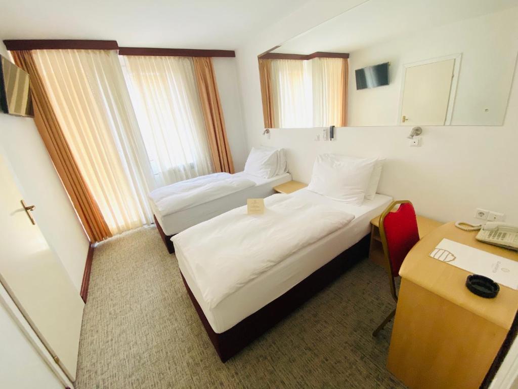 Hotel Slavonija - Double Room
