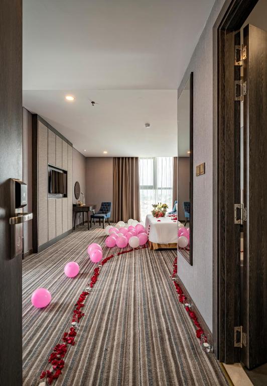 Phòng Deluxe Có Giường Cỡ King Nhìn Ra Thành Phố