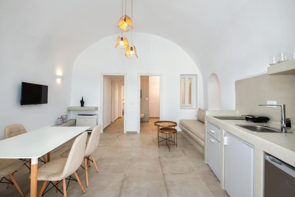 Hill Suites - Resim 26