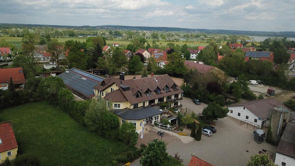 Letecký snímek ubytování Hotel Reiterhof-Altmühlsee