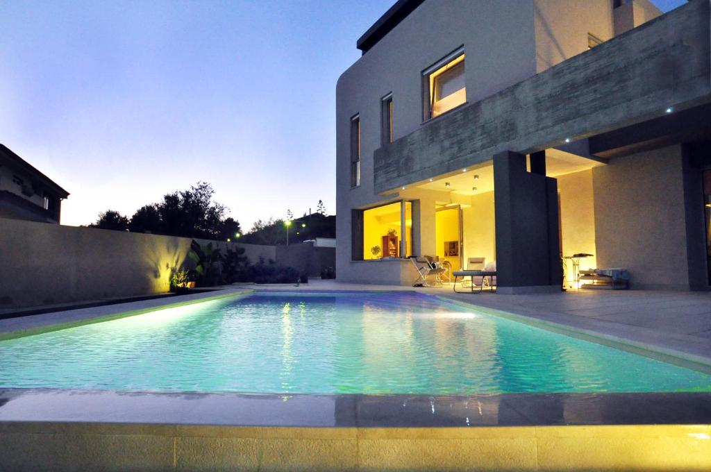 Piscina di Art House Quartu - Margine Rosso o nelle vicinanze