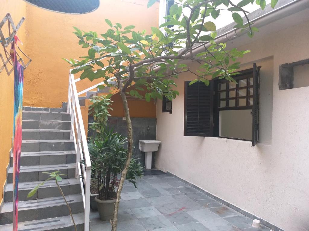  Casa espetacular a 50 metros da praia do itarare