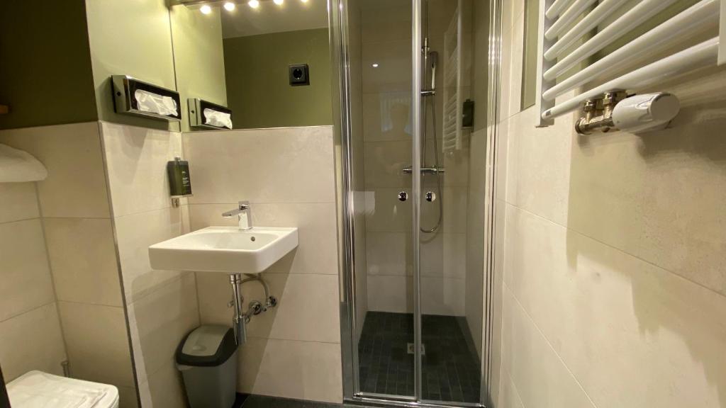 Munich Rooms Hotel - Resim 12